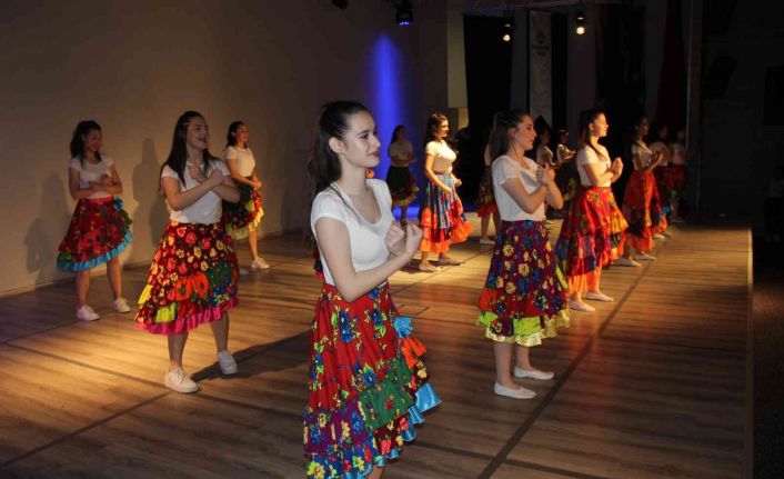 Öğrenciler 19 Mayıs’ı coşkuyla kutladı