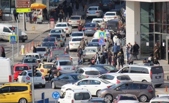 Samsun’da trafiğe kayıtlı araç sayısı 403 bin 722 oldu