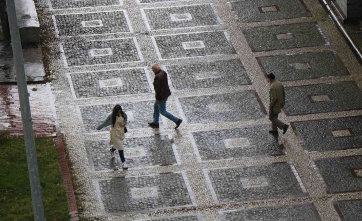 Samsun’da yarım saatte 3 mevsim yaşandı