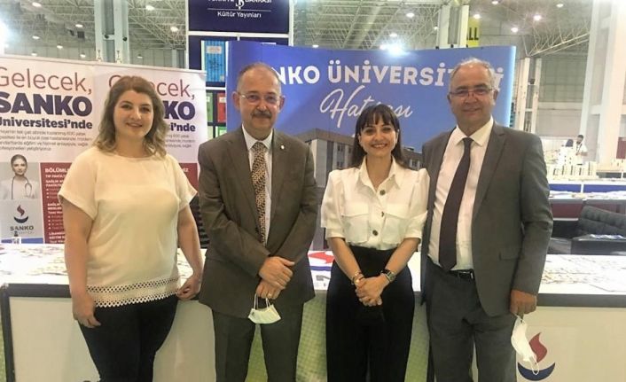 Sanko Üniversitesi Gaziantep Kitap Fuarı’nda stant açtı