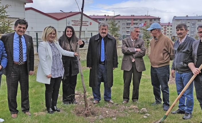 Şehitler için ‘vefa bahçesi’ kuruldu