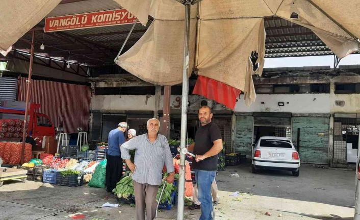 ’Şemsiye ile uçan adam’ uzay yolculuğuna aday