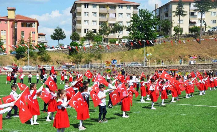 Simav’da Hafızlık Merasimi ve Kültür Şenliği