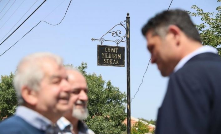 Başkan Serkan Acar’dan Güzelhisarlı araştırmacı yazar Cevat Yıldırım’a vefa