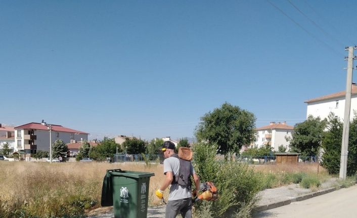 Genel temizlik çalışmaları devam ediyor