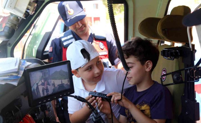 Jandarma ilkokul öğrencilerine çevre bilincini aşıladı