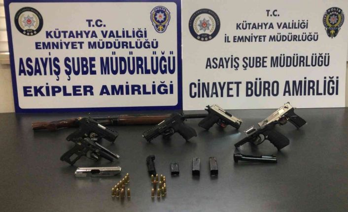 Kütahya’da iş yerine ateş açan saldırganlar yakalandı