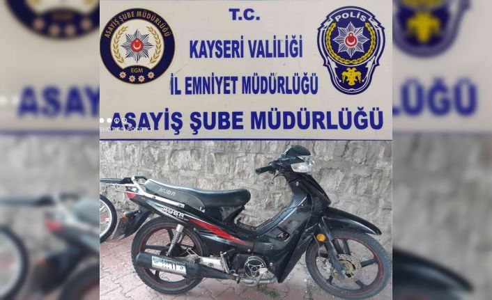 Motosiklet ve bisiklet hırsızları kamerada