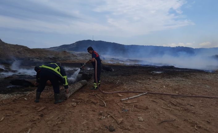 Plajda çöp yakmak isterken yangına sebep oldu