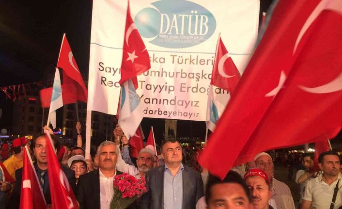Başkan Kassanov, “Ahıska Türkleri 15 Temmuzda meydanlara indi”