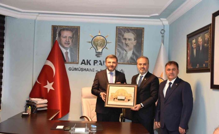 Bursa Büyükşehir Belediye Başkanı Aktaş Gümüşhane’de