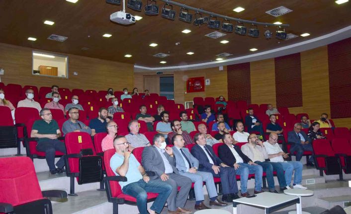 Kastamonu Üniversitesi’nde darbeler panelde ele alındı