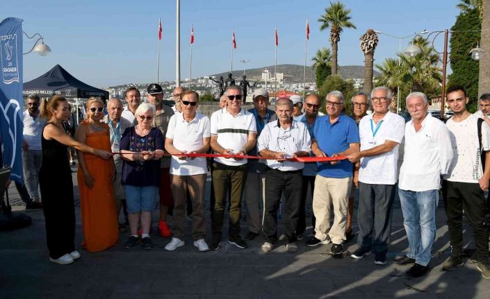 Kuşadası Yazarlar Şenliği başladı