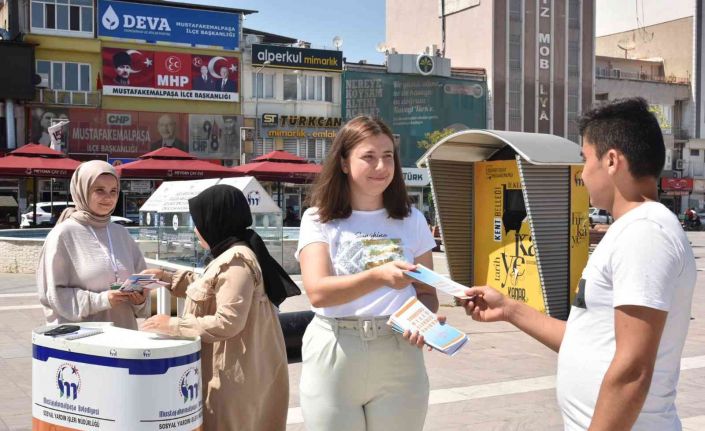 Mustafakemalpaşa’da kadına şiddete dikkat çekildi