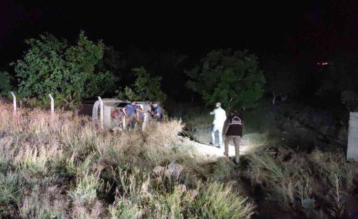 Niğde’de polis aracı şarampole devrildi: 3 polis memuru yaralandı