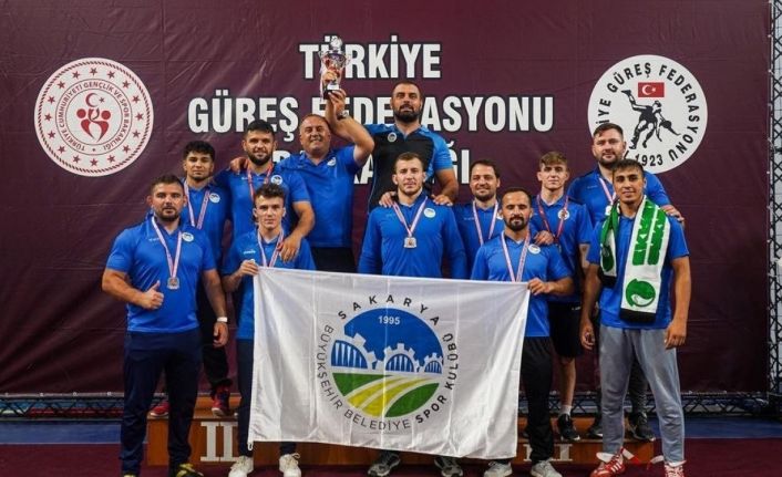 Büyükşehirin güreş takımı 1.Lig’de