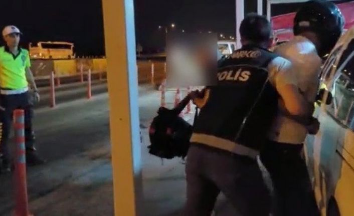 İl dışından İzmir’e uyuşturucu getiren şüphelilere şok operasyon