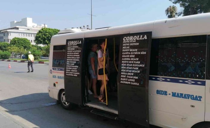 Manavgat’ta trafik ekiplerinden fazla yolcuya taviz yok