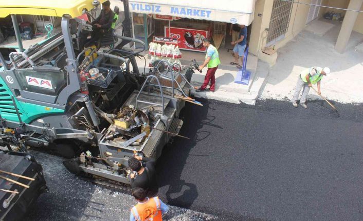 Mersin’de yol çalışmaları devam ediyor