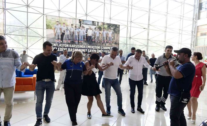 Muratpaşa Belediyesinde toplu iş sözleşmesi kutlandı