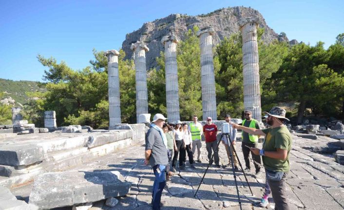 Priene 2022 çalışmaları Uluslararası Yaz Okulu ve Sempozyum ile başladı