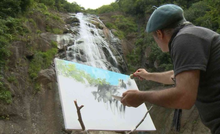 Ressamlar Rize’nin tarihi ve doğal güzelliklerini tuvale işlediler