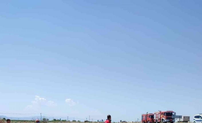 Takla atan otomobildeki aile ölümden döndü: 4 yaralı