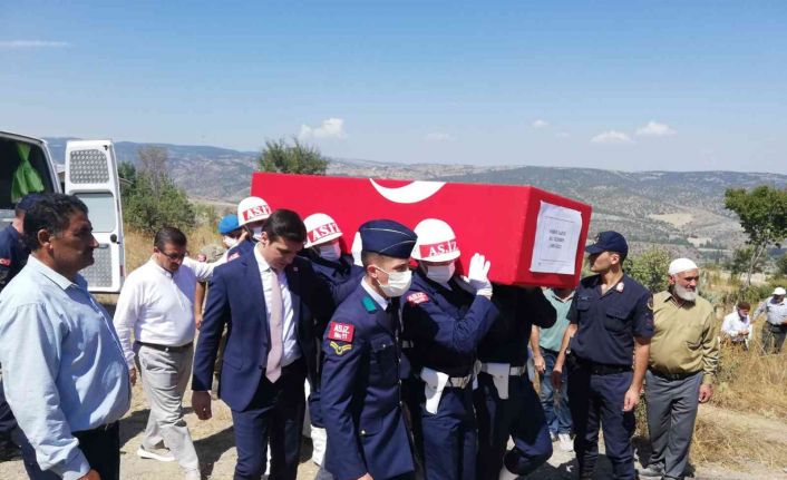 Yozgat’ta vefat eden Kıbrıs gazisi son yolculuğuna uğurlandı