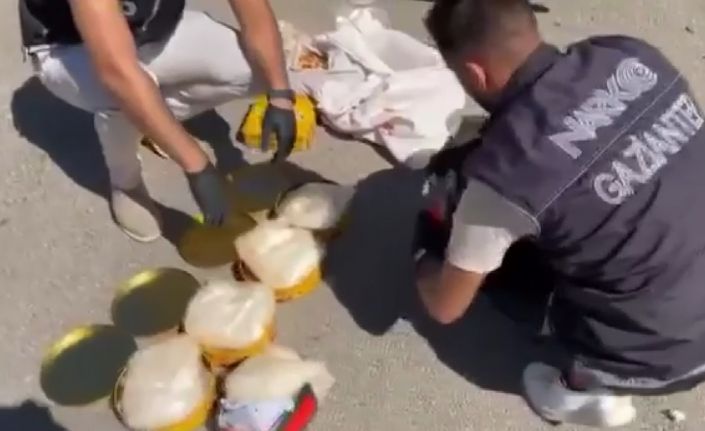 Bal paketlerine zulalanmış 5 kilo metamfetamin ele geçirildi