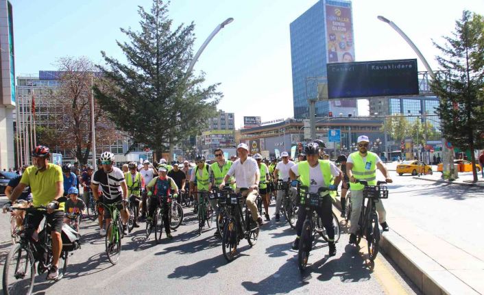 Başkentte pedallar Avrupa Hareketlilik Haftası için çevrildi