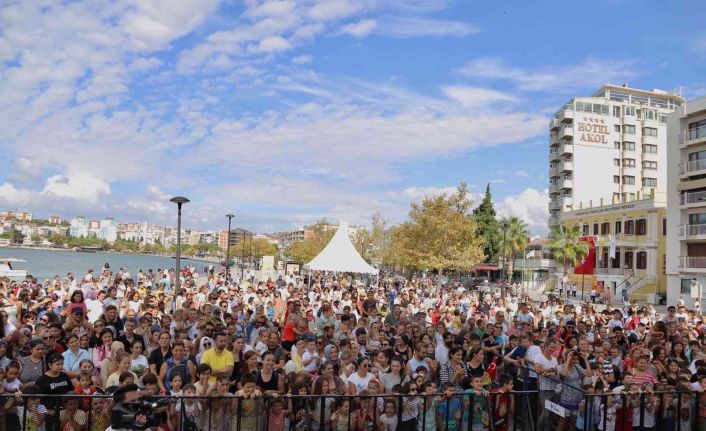 Çocuklar festivalin tadını çıkardı