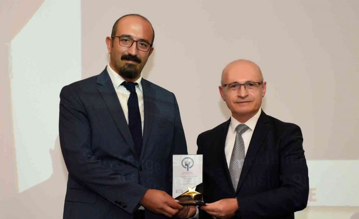 Engelsiz bilişim eğitim ödülü ASÜ’nün oldu