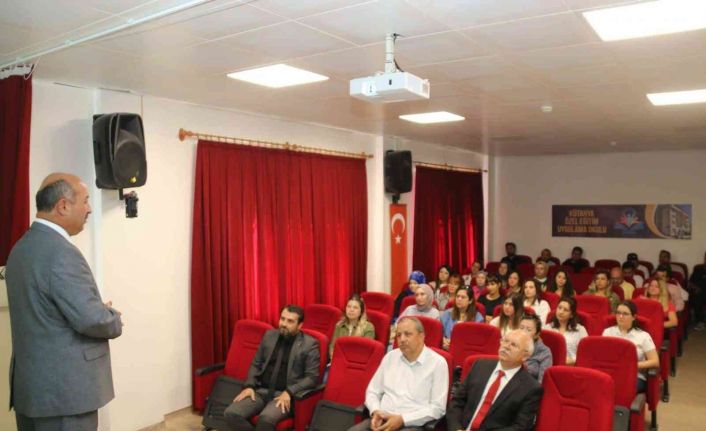 Kütahya’da ücretli öğretmenlerin mesleki çalışma programı