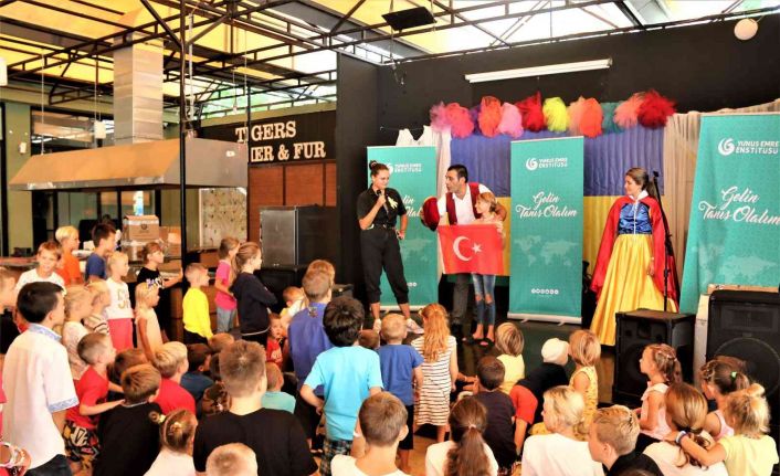 Ukrayna’dan tahliye edilen yetim çocuklar Türkçe öğreniyor