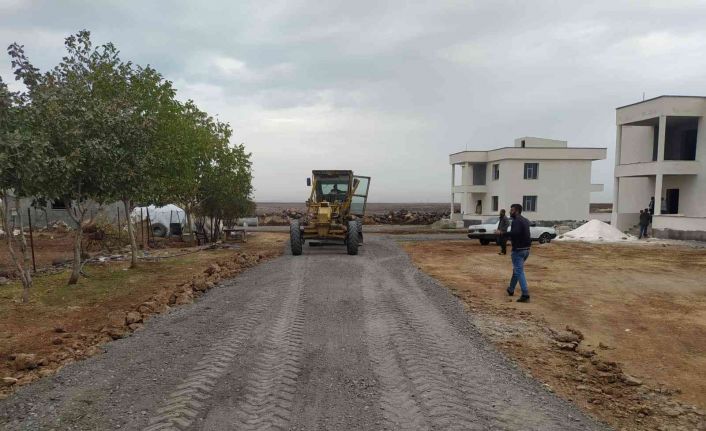 Bağlar Belediyesinin yol yapım çalışmaları devam ediyor