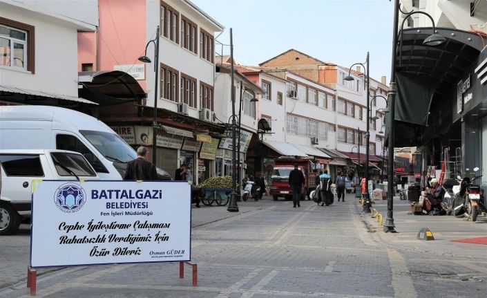 Battalgazi sokaklarında yenileme çalışmaları sürüyor