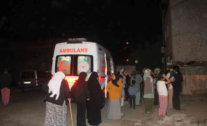 Bina boşluğunda yangın çıkınca dairelerinden çıkamadılar