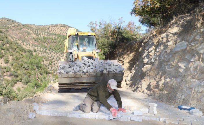 Burhaniye Belediyesi kırsal mahallelere önem veriyor