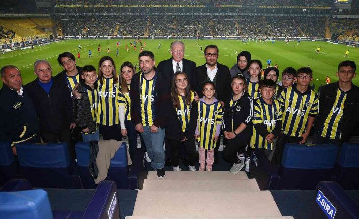 Fenerbahçe, yaralı madencilerin çocuklarını ağırladı