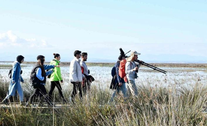 Gençler, Kızılırmak Deltası’nı keşfediyor