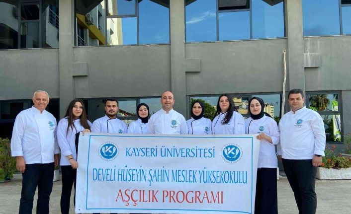 KAYÜ aşçılık programı öğrencileri, Mersin’den ödülle döndü