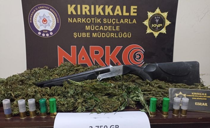 Kırıkkale’de 2 kilo 750 gram esrar ele geçirildi: 3 tutuklama