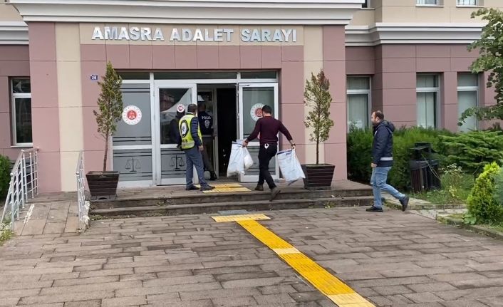 Maden ocağında toplanan deliller adliyeye getirildi