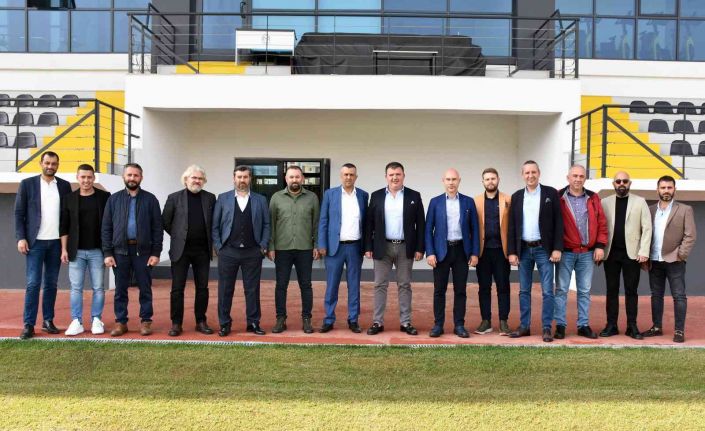 Manisa futbolu için bir araya geldiler