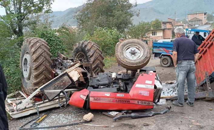 Ordu’da traktör uçurumdan yuvarlandı: 1 yaralı