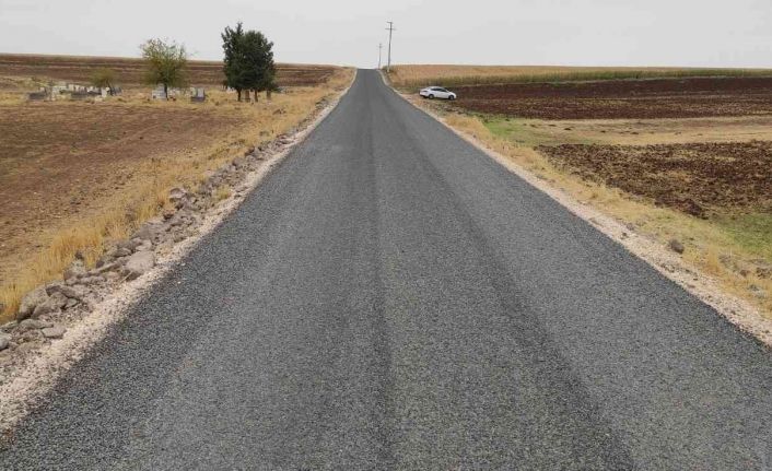 Siverek kırsalında yol yapım çalışması