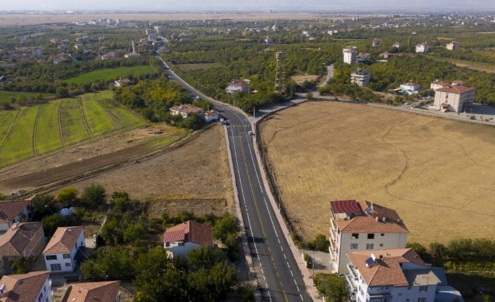 Topsöğüt Malatya Caddesi’ne yeni asfalt