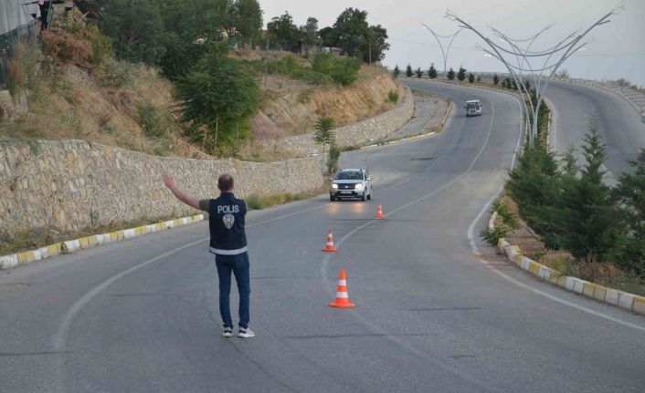 Uşak’ta 1415 araç sürücüsüne para cezası kesildi