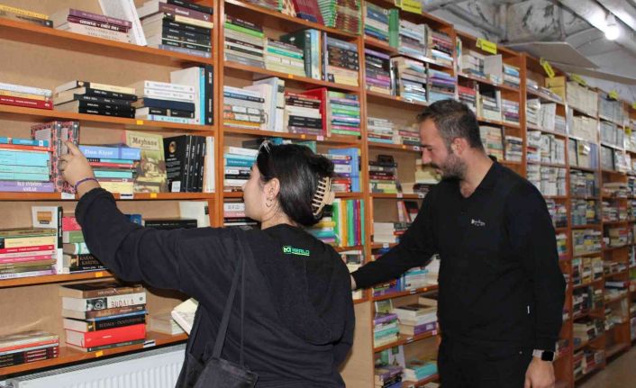 Yeni eğitim öğretim sezonunun başlaması ikinci el kitap pazarını canlandırdı