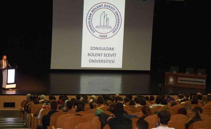 ZBEÜ’de Cumhuriyetin 99. Yıldönümü konferansı